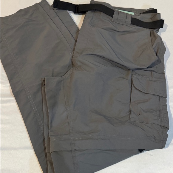 MAGELLAN Fish Gear Convertible Mens Pants Shorts Water Repellent Pockets Size XL - Picture 3 of 3